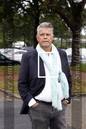 Eemnes 18 september 2023
Emile ratelband loopt tegenwoordig op blote voeten.
