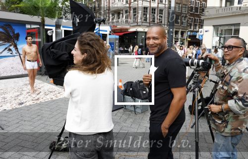 Amsterdam 2 september 2023
Everon Jackson Hooi heeft fotoshoot met zijn ondergoed merk Iamtoro op Leidseplein in het centrum van Amsterdam.