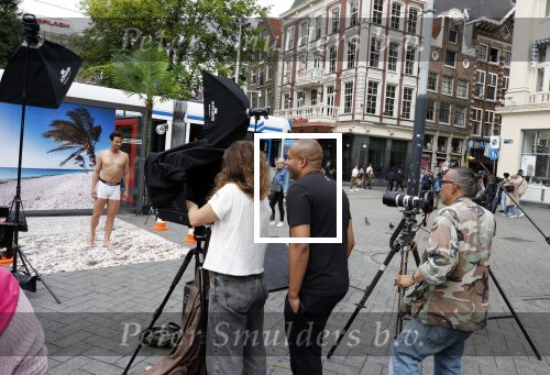 Amsterdam 2 september 2023
Everon Jackson Hooi heeft fotoshoot met zijn ondergoed merk Iamtoro op Leidseplein in het centrum van Amsterdam.