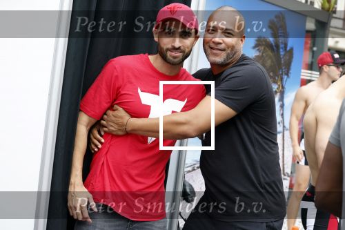 Amsterdam 2 september 2023
Everon Jackson Hooi heeft fotoshoot met zijn ondergoed merk Iamtoro op Leidseplein in het centrum van Amsterdam. Everon met zijn partner Jozua