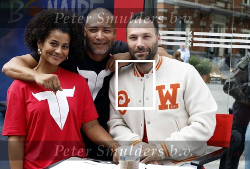 Amsterdam 2 september 2023
Everon Jackson Hooi heeft fotoshoot met zijn ondergoed merk Iamtoro op Leidseplein in het centrum van Amsterdam. Stephanie v eer