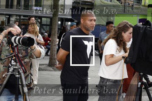 Amsterdam 2 september 2023
Everon Jackson Hooi heeft fotoshoot met zijn ondergoed merk Iamtoro op Leidseplein in het centrum van Amsterdam.