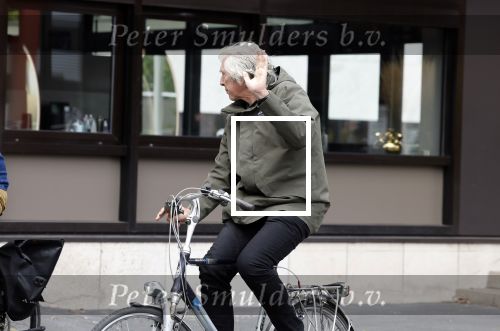 Hilversum 29 augustus 2023
Presentatie nieuwe tv seizoen NPO bij studio 21 op het mediapark. Felix Meurders op de fiets