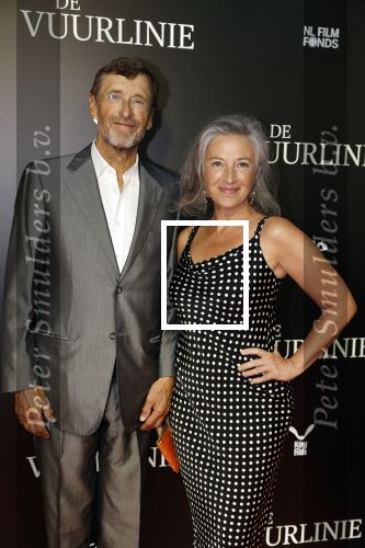 Amsterdam 11 september 2023
Premiere de Vuurlinie in Thuschinski Amsterdam .  Ferry Mingelen en Marike Mingelen