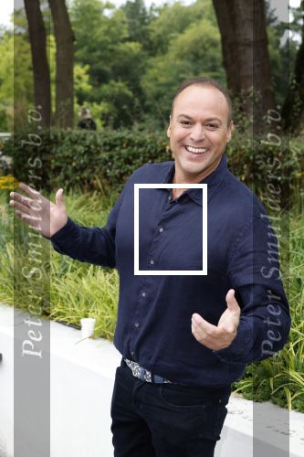Hilversum 29 augustus 2023
Presentatie nieuwe tv seizoen NPO bij studio 21 op het mediapark.
FRANS BAUER IS RUIM 32 KG afgevallen .