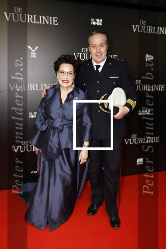 Amsterdam 11 september 2023
Premiere de Vuurlinie in Thuschinski Amsterdam . Carry Knoops en partner Geert-Jan Knoops