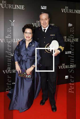 Amsterdam 11 september 2023
Premiere de Vuurlinie in Thuschinski Amsterdam . Carry Knoops en partner Geert-Jan Knoops