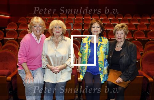 Laren 21 september 2023
Greetje Kauffeld , Tineke de Nooij , Ciska Peters en Therese Steinmetz wonen alle 4 in het Rosa Spier Huis .