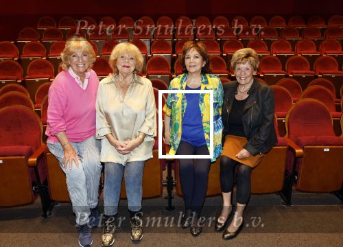 Laren 21 september 2023
Greetje Kauffeld , Tineke de Nooij , Ciska Peters en Therese Steinmetz wonen alle 4 in het Rosa Spier Huis .
