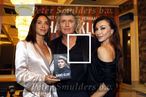 Amsterdam 25 september 2023
Boekpresentatie Hans Klok in Carre . Hans Klok met assistentes