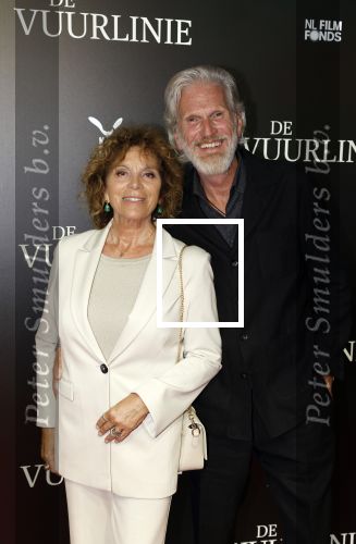 Amsterdam 11 september 2023
Premiere de Vuurlinie in Thuschinski Amsterdam .  Henriette Tol en partner Rob Snoek