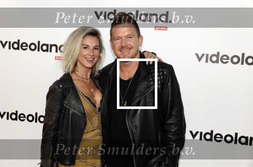 Amsterdam 25 september 2023
Premiere Kane in Tuschinski. Johnny de Mol en zijn  vrouw Anouk de Mol