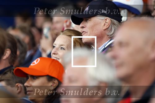 Zandvoort 27 augustus 2023
Grandprix F1 van Zandvoort gewonnen door Max Verstappen.
Jort Kelder met vriendin Noor Wagtendonk op de tribune