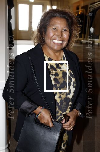 Noordwijk 18 september 2023
Boekpresentatie Annette Wijdom bij Huis ter Duin . Prinses Margarita kreeg eerste exemplaar. 
Justine Pelmelay