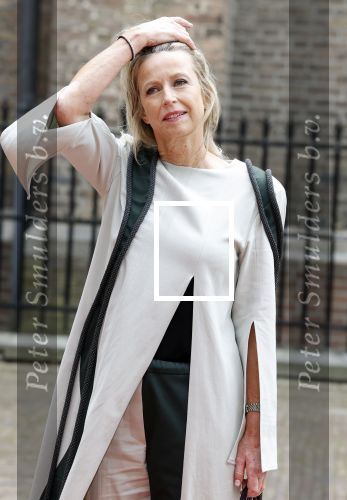 Den Haag 19 september 2023
Prinsjesdag 2023 . Aankomst van de ministers met partners en Staatsecretarissen met partners op het binnenhof. Kajsa Ollongren met zoon