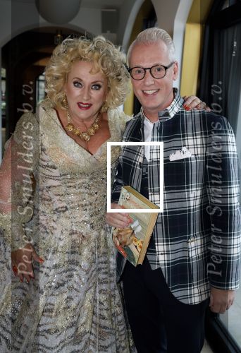 Utrecht 26 september 2023
Magazine Margriet bestaat 85 jaar . Karin Bloemen en Rudolf v Veen