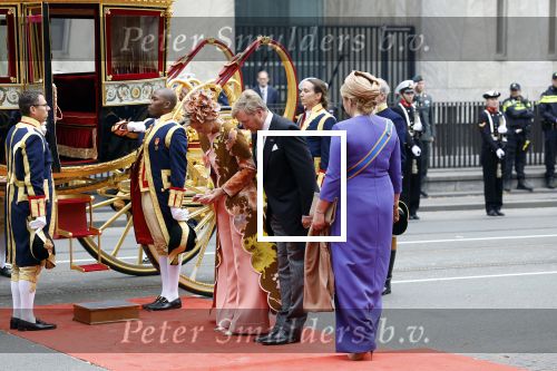 Den Haag 19 september 2023
Prinsjesdag 2023. Aanwezig namens de koninklijke familie , Koning Willem Alexander Koningin Maxima Prinses Amalia Prinses Alexia Prins Constantijn en Prinses laurentien.