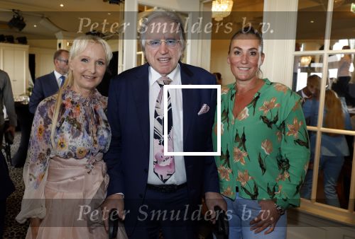 Noordwijk 18 september 2023
Boekpresentatie Annette Wijdom bij Huis ter Duin . Prinses Margarita kreeg eerste exemplaar.
Lee Towers kwam met zijn dochter Claudia