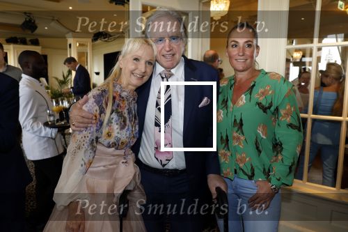 Noordwijk 18 september 2023
Boekpresentatie Annette Wijdom bij Huis ter Duin . Prinses Margarita kreeg eerste exemplaar.
Lee Towers kwam met zijn dochter Claudia