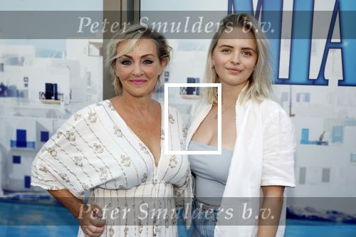 Amsterdam 10 september 2023
Premiere Mamma mia in het delamar theater. Lone v Roosendaal met dochter