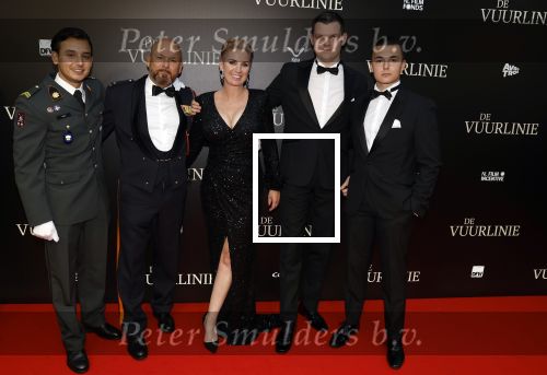 Amsterdam 11 september 2023
Premiere de Vuurlinie in Thuschinski Amsterdam . Marco Kroon kwam met zijn vrouw en drie zoons