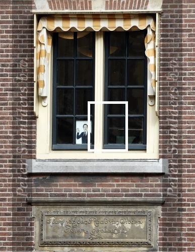 Den Haag 19 september 2023
Prinsjesdag 2023. 
Torentje van Mark Rutten met foto voor de raam.