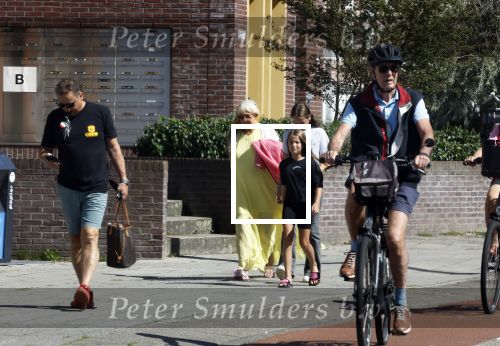 Alkmaar 20 augustus 2023
Mary Borsato Armando Borsato en zijn dochters bij het complex waar Marco Borsato woont