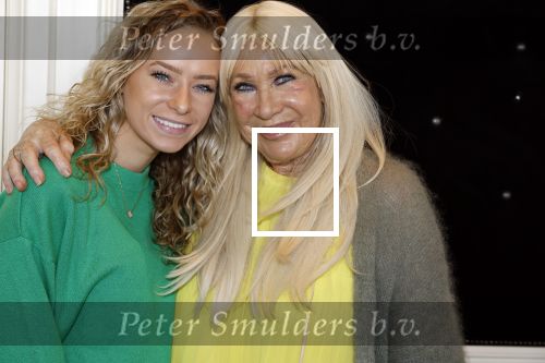 Noordwijk 18 september 2023
Boekpresentatie Annette Wijdom bij Huis ter Duin . Prinses Margarita kreeg eerste exemplaar.
Mary Borsato kwam met haar kleindochter Jacky Omtzigt