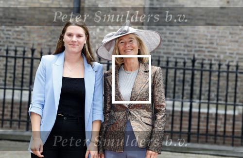 Den Haag 19 september 2023
Prinsjesdag 2023 . Aankomst van de ministers met partners en Staatsecretarissen met partners op het binnenhof. Micky Adriaansens met dochter