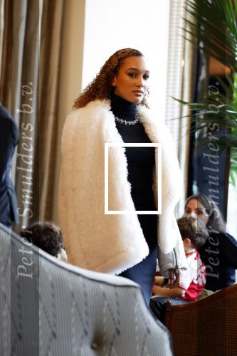 Amsterdam 1 september 2023
Modeshow in Hotel l Europe tijdens Amsterdam fashion week. Milouska Meulens , haar dochter loopt mee in de show.