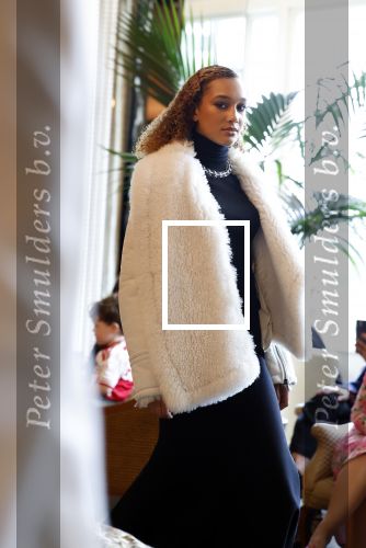 Amsterdam 1 september 2023
Modeshow in Hotel l Europe tijdens Amsterdam fashion week. Milouska Meulens , haar dochter loopt mee in de show.