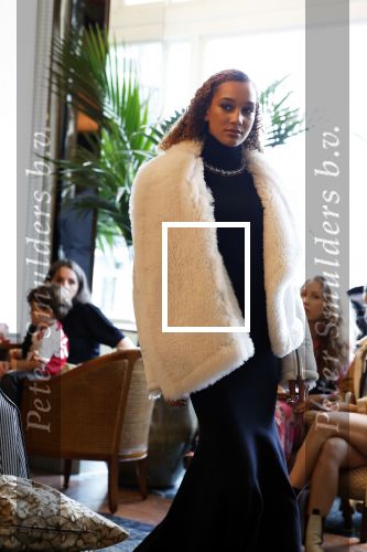 Amsterdam 1 september 2023
Modeshow in Hotel l Europe tijdens Amsterdam fashion week. Milouska Meulens , haar dochter loopt mee in de show.