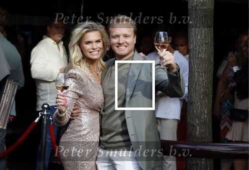 Amsterdam 11 september 2023
10 jarig bestaan brasserie v dam van Nicolette v dam en haar broer Sebastiaan v dam . Ook haar man Bas Smit is natuurlijk aanwezig.