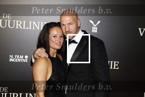 Amsterdam 11 september 2023
Premiere de Vuurlinie in Thuschinski Amsterdam . Noi Pakkon en Ray Klaassens