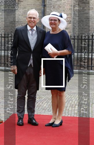 Den Haag 19 september 2023
Prinsjesdag 2023 . Aankomst van de ministers met partners en Staatsecretarissen met partners op het binnenhof. Piet Adema met zijn vrouw