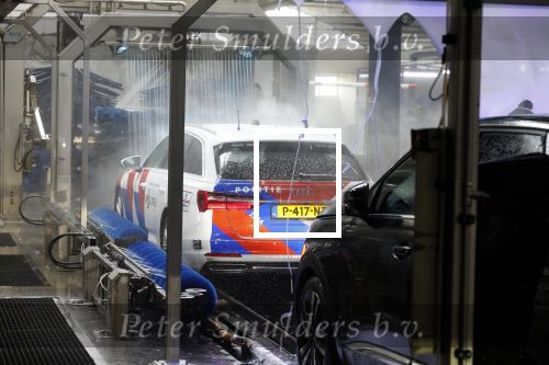 Amsterdam 22 september 2023
Politie tanken en wassen bij Loogman
