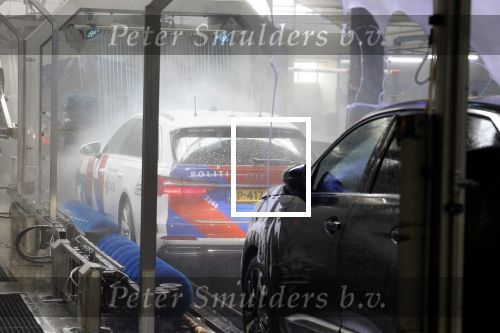 Amsterdam 22 september 2023
Politie tanken en wassen bij Loogman