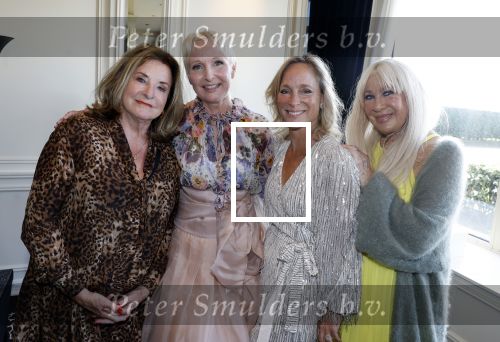Noordwijk 18 september 2023
Boekpresentatie Annette Wijdom bij Huis ter Duin . Prinses Margarita kreeg eerste exemplaar. Margarita Annette Catharine Keyll en Mary Borsato