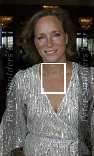 Noordwijk 18 september 2023
Boekpresentatie Annette Wijdom bij Huis ter Duin . Prinses Margarita kreeg eerste exemplaar.