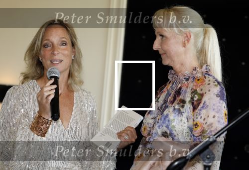 Noordwijk 18 september 2023
Boekpresentatie Annette Wijdom bij Huis ter Duin . Prinses Margarita kreeg eerste exemplaar.