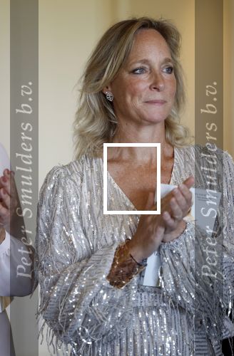 Noordwijk 18 september 2023
Boekpresentatie Annette Wijdom bij Huis ter Duin . Prinses Margarita kreeg eerste exemplaar.
