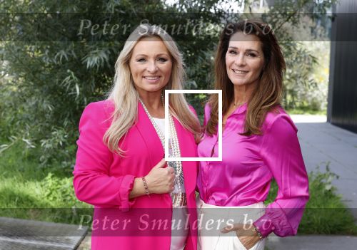 Amsterdam 25 september 2023
Start van de maand voor borstkankeronderzoek / pink Ribbon met oa Quinty Trustfull en Desray.