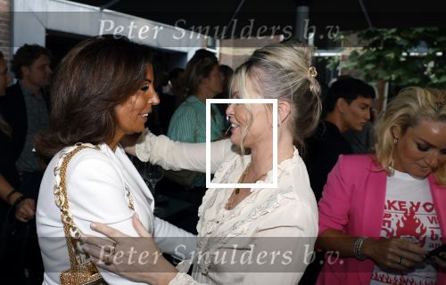 Amsterdam 4 september 2023
Boek presentatie Heleen v Royen bij het college Hotel.
Rachel Hazes en Bridget Maasland