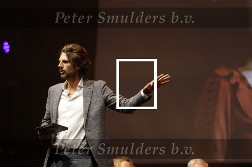Barneveld 23 augustus 2023
Dorian Bindels en Soy Kroon gaan de mannelijke hoofdrollen spelen in 40-45 de Musical die door Studio 100 geproduceerd wordt . De vrouwelijke hoofdrollen worden vertolkt door Niniane Everaert en Gaia Aikman .De voorstelling gaat spelen in de midden Nederland hallen. Gert Verhulst is de bedenker. Renze Klamer presenteert het .