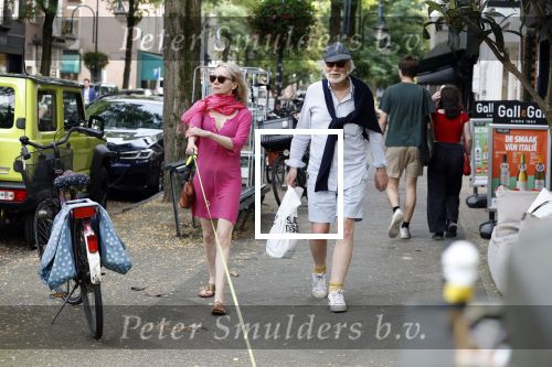 Amsterdam 11 september 2023
Rob Houwer met zijn vrouw en hondje  in Amsterdam zuid