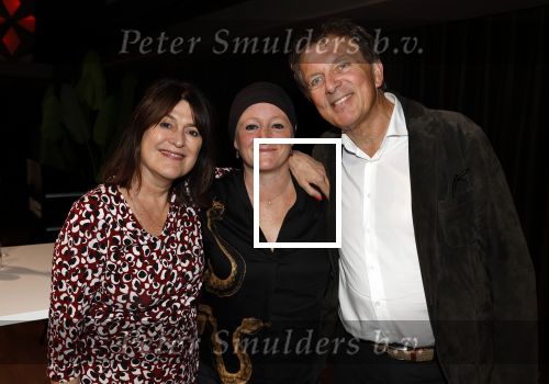 Hilversum 25 september 2023
Presentatie boek Harry de Winter in beeld en geluid.
Robert ten Brink met zijn vrouw en de dochter van Harry de Winter