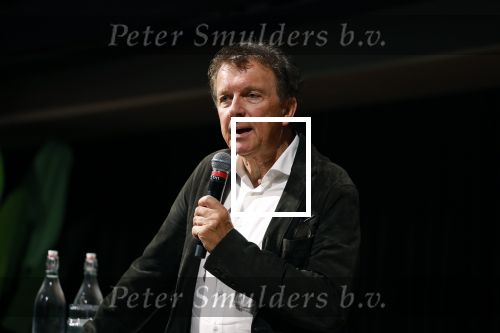 Hilversum 25 september 2023
Presentatie boek Harry de Winter in beeld en geluid.
Robert ten Brink