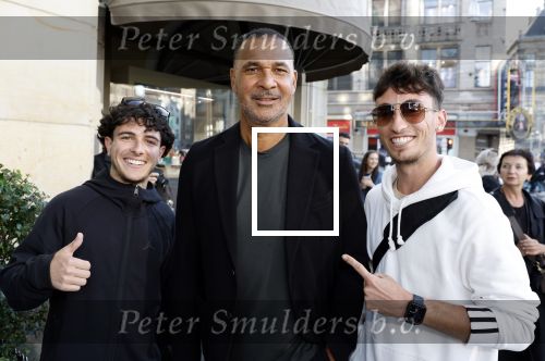 Amsterdam 31 augustus 2023
Event Life after Football bij Gassan diamonds. Ruud Gullit met fans