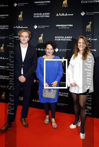 Utrecht 22 september 2023
Premiere Sweet dreams tijdens openingsavond van de filmdagen. Sharon Dijksma met haar zoon Boudewijn Dijksma en Eva Oosters