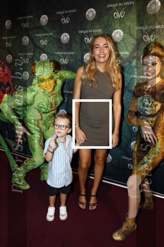 Amsterdam 7 september 2023
Premiere Cirque du soleil in het ziggo dome. Shelly Sterk zwanger met zoontje